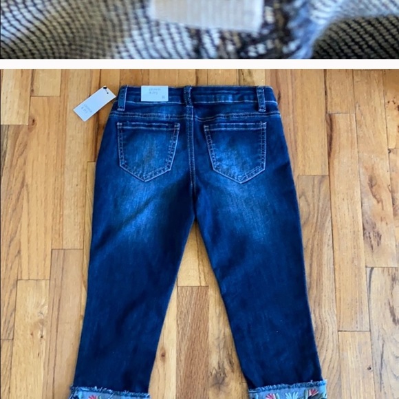 Crown & Ivy Girls Blue Denim floral cuff jeans - Picture 6 of 6